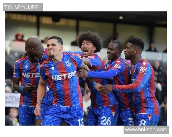 英超激战巴萨狂胜热刺五球引发争议判罚全场沸腾