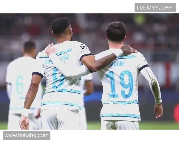 欧冠焦点战国米与AC米兰战平帽子戏法引发争议判罚引热议