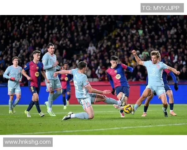 意甲激情对决那不勒斯逆转巴萨红牌争议引发全场热议与十大精彩进球回顾