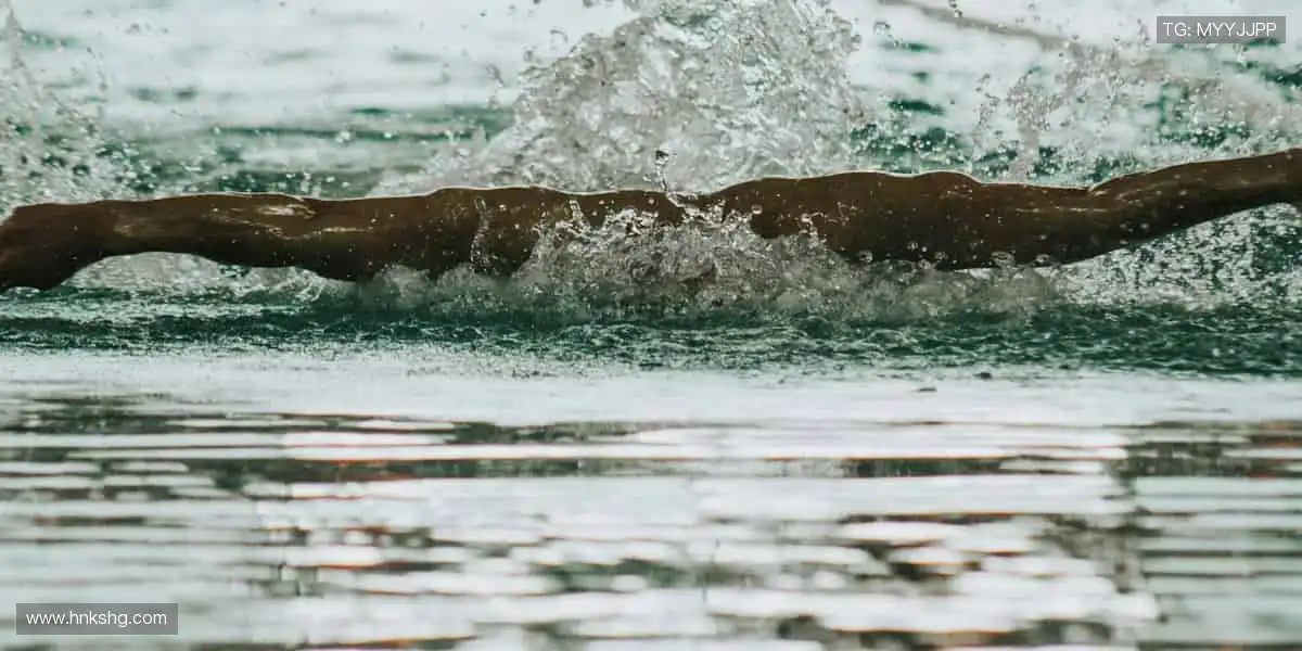 锁定直播间，见证奇迹发生！🏀 实时弹幕互动，一起嗨翻全场！